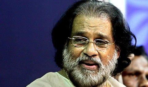 ശ്രീ പത്മനാഭസ്വാമി ക്ഷേത്രത്തില്‍ യേശുദാസിന് കയറാന്‍ അനുമതി