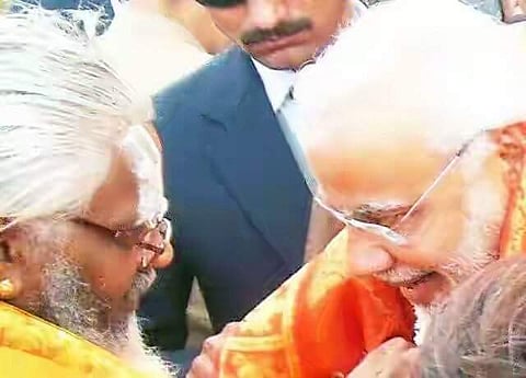 21 കാരിയെ പീഡിപ്പിച്ചു; ഗുര്‍മീതിന് പിന്നാലെ സ്വാമി ഫലഹാരി ബാബയും അറസ്റ്റില്‍