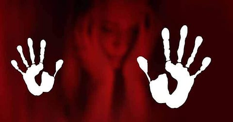 ഓടുന്ന വണ്ടിയില്‍ യുവതിയെ കൂട്ട ബലാത്സംഗം ചെയ്തു