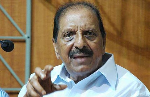 'ബാലകൃഷ്ണപിള്ള കേരള രാഷ്ട്രീയത്തിലെ കുപ്രസിദ്ധ കുറ്റവാളി' ; എന്‍സിപി കേന്ദ്രനേതൃത്വത്തിന് കത്ത്