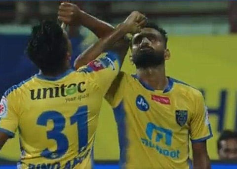 വിനീതും റിനോയും പുറത്തെടുത്തത് ഫുട്‌ബോള്‍ കളത്തില്‍ കാണാന്‍ പാടില്ലാത്ത ശരീരഭാഷ: എന്‍എസ് മാധവന്‍