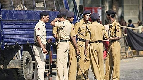 സംഘര്‍ഷാവസ്ഥ തുടരുന്നു: നിലക്കലില്‍ പൊലീസ് കണ്‍ട്രോള്‍ റൂം തുറന്നു