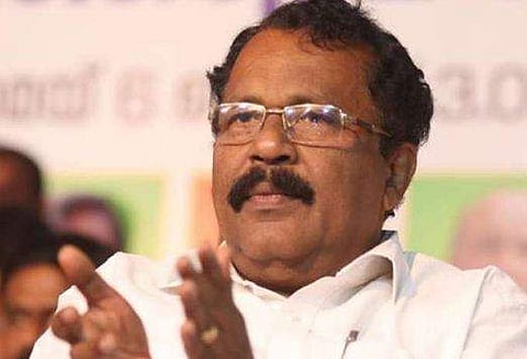 നിലയ്ക്കലില്‍ നിരോധനാജ്ഞ ലംഘിക്കും, അറസ്റ്റ് ചെയ്യട്ടെ; ശബരിമലയില്‍ ജുഡീഷ്യല്‍ അന്വേഷണം വേണമെന്ന് ശ്രീധരന്‍ പിള്ള