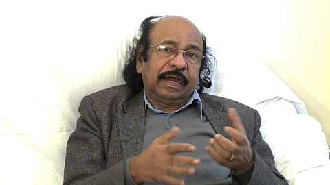 ശബരിമലയിൽ ട്രാൻസ്ജന്റേഴ്സിനെ തടഞ്ഞത് അം​ഗീകരിക്കാനാകില്ല; വനിതാ മതിലിൽ പ്രതിഷേധം ഉൾക്കൊള്ളിക്കണം- വിമർശനവുമായി സച്ചിദാനന്ദൻ