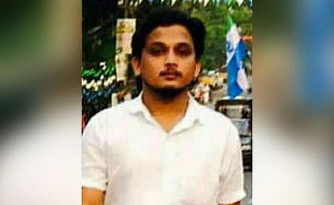 ശുഹൈബ് വധം;കൊലയാളികള്‍ എത്തിയത് വാടകയ്‌ക്കെടുത്ത കാറുകളില്‍, പ്രതികള്‍ സംസ്ഥാനം വിട്ടതായും സൂചന 