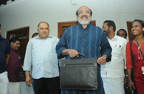 സാമൂഹ്യ സുരക്ഷയാകും ബജറ്റിന്റെ കേന്ദ്രബിന്ദു ; ജനക്ഷേമ  ബജറ്റെന്ന സൂചന നല്‍കി ധനമന്ത്രി
