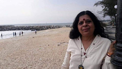 കണ്ണടയേയല്ല പ്രശ്‌നം: പി ഗീത