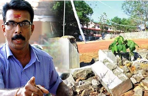 ''ആദ്യം അമ്പലക്കമ്മിറ്റിക്കാരോടു സംസാരിക്കണം, എന്നിട്ടു മതി ദലിതരോട്'' വടയമ്പാടിയില്‍ എക്‌സ്പ്രസ് വാര്‍ത്താ സംഘത്തോട് പൊലീസ് പറഞ്ഞത്