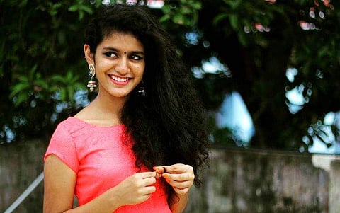 കാണുന്നോർക്കൊക്കെ ഭയങ്കര അഭിപ്രായാ, എനിക്ക് ഭാരായിട്ടാണ് തോന്നണേ; ടിക് ടോക്കിൽ തിളങ്ങി പ്രിയ; വിഡിയോ