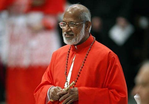 നിയമോപദേശം തേടിയത് ആരുടെ നിര്‍ദേശപ്രകാരം ; സഭാ ഭൂമി ഇടപാടില്‍ കേസെടുക്കാന്‍ വൈകിയതില്‍ ഹൈക്കോടതിക്ക് അതൃപ്തി
