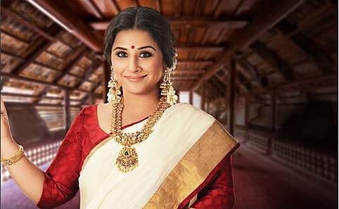 പാലക്കാട് കുടുംബ വീട്ടിലെത്തിയ സന്തോഷം പങ്കുവെച്ച് വിദ്യാബാലന്‍