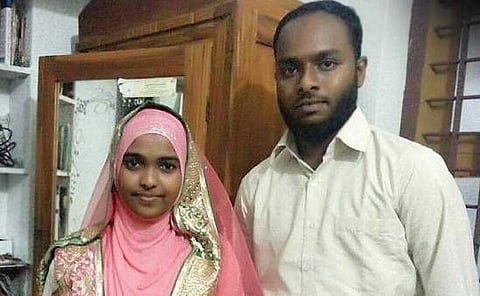 ഷെ​ഫീ​ൻ ജ​ഹാ​നു​മാ​യു​ള്ള വി​വാ​ഹ ര​ജി​സ്ട്രേ​ഷ​ൻ പു​ന:​സ്ഥാ​പി​ക്ക​ണം ; ഹാ​ദി​യ അ​പേ​ക്ഷ ന​ൽ​കി
