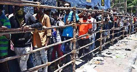 കറുത്ത ഷര്‍ട്ട് ധരിച്ചാല്‍ പ്രവേശനം ഇല്ല; കനത്ത സുരക്ഷയില്‍ ചെന്നൈയില്‍ ഐപിഎല്‍ മത്സരം