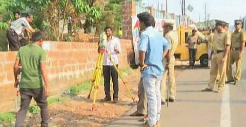 ദേശീയപാത വികസനം :  സര്‍വകക്ഷിയോഗം ഇന്ന് ; സര്‍വ്വേ നടപടികള്‍ താല്‍ക്കാലികമായി നിര്‍ത്തിവെച്ചു