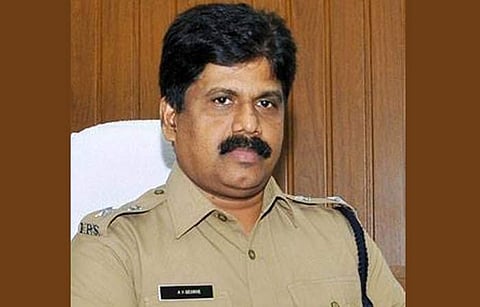എറണാകുളം റൂറല്‍ എസ് പി എ വി ജോര്‍ജ്ജിനെ സ്ഥലംമാറ്റി