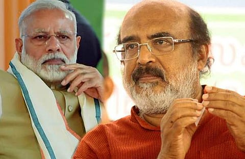 നരേന്ദ്രമോദിയ്ക്കു വായില്‍ത്തോന്നിയതല്ല ഇന്ത്യാ ചരിത്രം ;  സംഘികളുടെ കൈയടി നേടാന്‍ രാജ്യത്തിന്റെ പ്രധാനമന്ത്രി ഇങ്ങനെ തരംതാഴാമോ? മോദിക്കെതിരെ രൂക്ഷവിമര്‍ശനവുമായി തോമസ് ഐസക്ക്