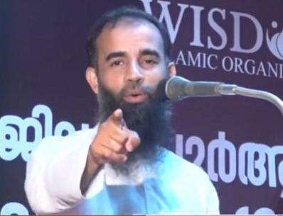 ജോലിക്ക് പോകുന്ന സ്ത്രീകള്‍ക്ക് അവിഹിതം: സ്ത്രീകളെ മോശമായി ചിത്രീകരിച്ച മുജാഹിദ് ബാലുശേരി ഖേദപ്രകടനവുമായി രംഗത്ത്