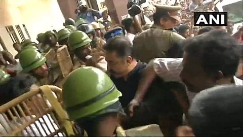 തൂത്തുക്കുടി പൊലീസ് വെടിവെയ്പ്പ്; നിരോധനാജ്ഞ ലംഘിച്ച കമല്‍ഹാസനെതിരെ കേസ് 