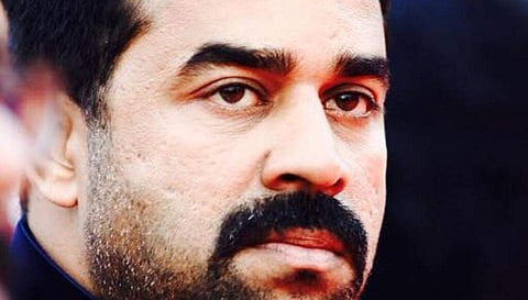 വെളുത്ത സുന്ദരന് വേണ്ടിയുള്ള കാസ്റ്റിങ് കോള്‍: വിവേചനപരമായ നിലപാടിലുറച്ച് വിജയ് ബാബു