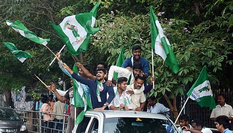 കണക്കുകള്‍ക്കപ്പുറം കന്നട