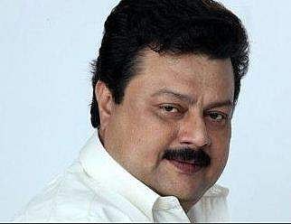 നടന്‍ റിസബാവയ്‌ക്കെതിരെ ജാമ്യമില്ലാ വാറണ്ട് 