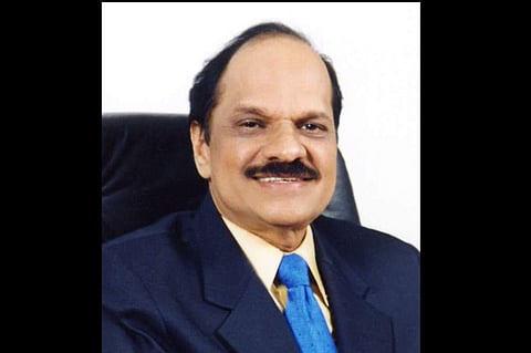ജനകോടികളുടെ വിശ്വാസം കയ്യിലെടുക്കാന്‍ വീണ്ടും അറ്റ്‌ലസ് രാമചന്ദ്രന്‍: അറ്റ്‌ലസ് ദുബായ് ഷോറൂം ഉടന്‍ തുറക്കും