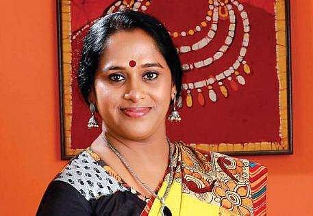 'പലരും എതിര്‍ക്കാത്തത് നിലനില്‍പ്പ് ഭയന്ന്'; ദിലീപിനെ തിരിച്ചെടുത്ത തീരുമാനത്തില്‍ അമ്മ ആത്മപരിശോധന നടത്തണമെന്ന് സജിത മഠത്തില്‍