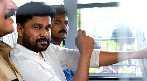 പ്രതിഭാഗത്തിന്റെ തുടര്‍ ഹര്‍ജികളാണ് തടസ്സം ; നടിയെ ആക്രമിച്ച കേസില്‍ വിചാരണ വേഗത്തിലാക്കാന്‍ തയ്യാറെന്ന് കോടതി