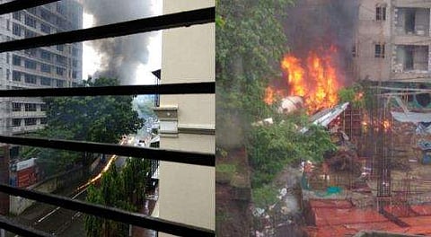 മുംബൈയില്‍ യാത്രാവിമാനം തകര്‍ന്നു വീണു; അഞ്ചു മരണം 