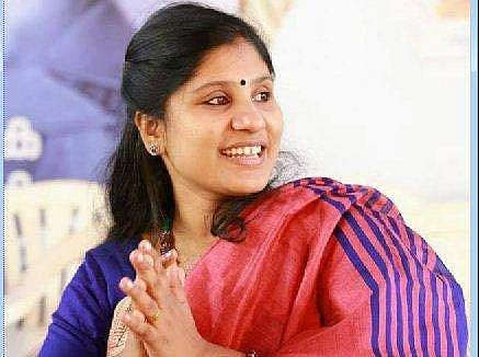 കവിത മോഷണ വിവാദത്തില്‍ ദീപ നിശാന്തിനോട് വിശദീകരണം ചോദിക്കും; വ്യക്തമാക്കി അധ്യാപക സംഘടന 