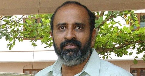 മാത്യു ടി തോമസ് മന്ത്രിയായി തുടരും ; തല്‍ക്കാലം നേതൃമാറ്റമില്ലെന്ന് ജെഡിഎസ് ദേശീയ നേതൃത്വം