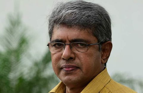 കവിയുടെ നോവല്‍: ബാലചന്ദ്രന്‍ വടക്കേടത്ത് എഴുതുന്നു