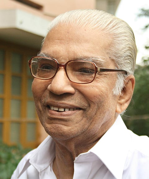 പ്രൊഫ. പന്മന രാമചന്ദ്രന്‍നായന്‍