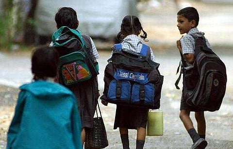 പത്തനംതിട്ട ജില്ലയിൽ സ്കൂളുകൾക്ക് ഇന്ന് അവധി