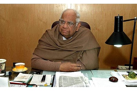 'ഞാന്‍ നിരാശനായി മരിക്കും, ജനകീയാടിത്തറ കമ്യൂണിസ്റ്റുകള്‍ തിരിച്ചു പിടിക്കണം ;ശബ്ദമിടറി സോമനാഥ് ചാറ്റര്‍ജി പറഞ്ഞു 