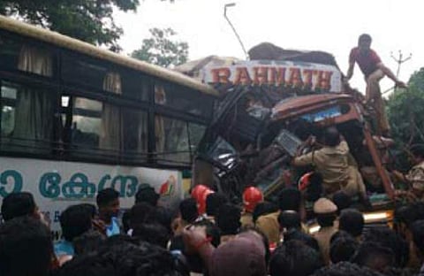 കൊട്ടിയം വാഹനാപകടം : മരണം മൂന്നായി