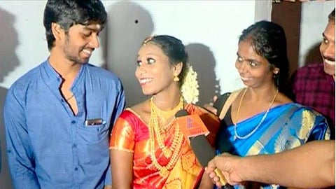 ദുരിതാശ്വാസക്യാംപില്‍ നിന്ന് കതിര്‍മണ്ഡപത്തിലേക്ക്; നാട്ടുകാരുടെ സഹായത്താല്‍ അഞ്ജുവിന് പുതുജീവിതം