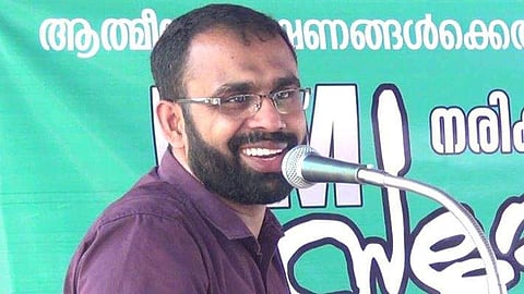 പെണ്‍കുട്ടികള്‍ നിക്കാഹ് കഴിയുന്നതുവരെ പുറത്തുപോകരുത്: വത്തക്ക പരാമര്‍ശത്തിന് ശേഷം വീണ്ടും വിവാദത്തിന് തിരി കൊളുത്തി അധ്യാപകന്‍