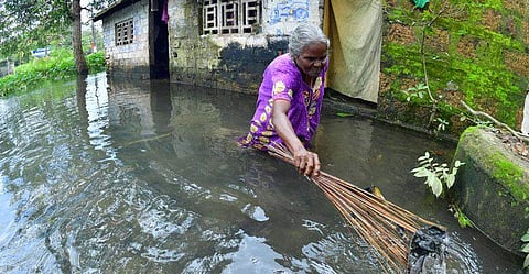 പ്രളയവും കടന്ന് വീടുകളിലേയ്ക്ക് തിരികെയെത്തുമ്പോള്‍ ഓര്‍ത്തുവയ്ക്കാന്‍