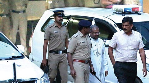 ബിഷപ്പിന്റെ അറസ്റ്റിന് നിയമ തടസ്സമില്ല ; ഡിജിപി നിയമോപദേശം നല്‍കി, അറസ്റ്റില്‍ തീരുമാനം നാളെ ? 