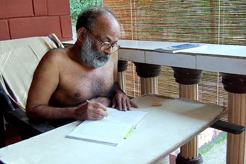 സ്‌നേഹത്തിന്റെ സ്വാതന്ത്ര്യം: മുല്ലനേഴിയെക്കുറിച്ച്