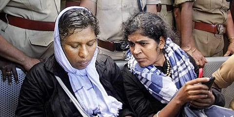 അവര്‍ വിശ്വാസികളാണോ ?;  ദര്‍ശനം നടത്തിയ യുവതികള്‍ക്ക് അജണ്ടയുണ്ടോയെന്ന് ഹൈക്കോടതി