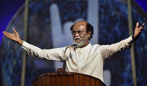 അങ്കത്തിനിറങ്ങുമോ 'ദളപതി'യുടെ പാര്‍ട്ടി ?;  രജനി മക്കള്‍ മന്‍ട്രം ഭാരവാഹികളുടെ നിര്‍ണായക യോഗം ഇന്ന് 