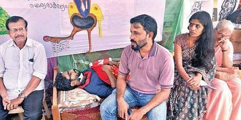 ഭാഷയില്‍നിന്നു ഭ്രാന്ത് മുളയ്ക്കരുത്: ഹമീദ് ചേന്നമംഗലൂര്‍ എഴുതുന്നു