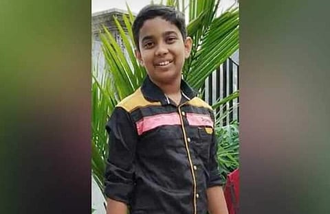 നവനീതിന്റെ മരണം തലയ്ക്കുള്ളിലെ രക്തസ്രാവം മൂലം ; ക്രിക്കറ്റ് ബാറ്റ് കൊണ്ട് മരിച്ച വിദ്യാര്‍ത്ഥിയുടെ പോസ്റ്റ്‌മോര്‍ട്ടം റിപ്പോര്‍ട്ട് പുറത്ത്