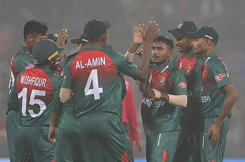 ഇന്ത്യയെ എറിഞ്ഞുവീഴ്ത്തി; വിജയലക്ഷ്യം 149 റണ്‍സ്