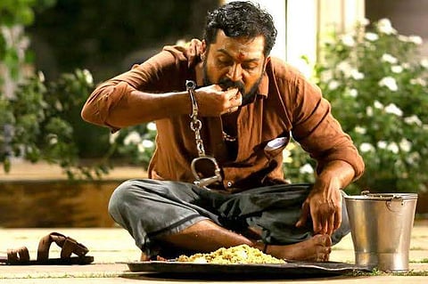 ഒരു ബക്കറ്റ് ബിരിയാണി ഒറ്റയിരിപ്പില്‍ കഴിക്കുന്ന കാര്‍ത്തി; ആരാധകരെ അമ്പരിപ്പിച്ച കൈദിയിലെ രംഗം പുറത്ത്; വിഡിയോ