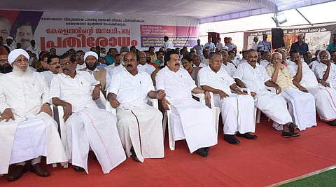 'സവര്‍ക്കറല്ല ഞാന്‍ ഗാന്ധി'യാണെന്ന രാഹുലിന്റെ മുദ്രാവാക്യം കേരളം ഏറ്റെടുക്കണമെന്ന് രമേശ് ചെന്നിത്തല
