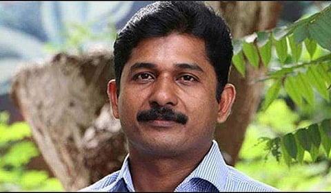ശരണം വിളിക്കുന്നവരുടെ വോട്ട് വേണ്ടെന്ന് പറഞ്ഞിട്ടില്ലെന്ന് എം സ്വരാജ് ; മുഖ്യമന്ത്രിക്ക് പരാതി