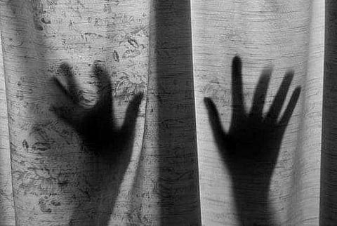 മെഡിക്കല്‍ കോളജ് ക്യാംപസിനുള്ളില്‍ യുവതിയായ ഡോക്ടര്‍ക്ക് നേരെ അതിക്രമശ്രമം; 112 ല്‍ വിളിച്ചിട്ടും ഫലമുണ്ടായില്ല